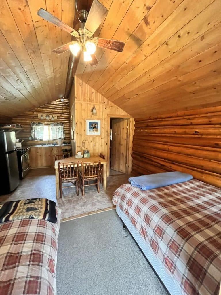 Silver Gate Lodging Cooke City Exteriör bild
