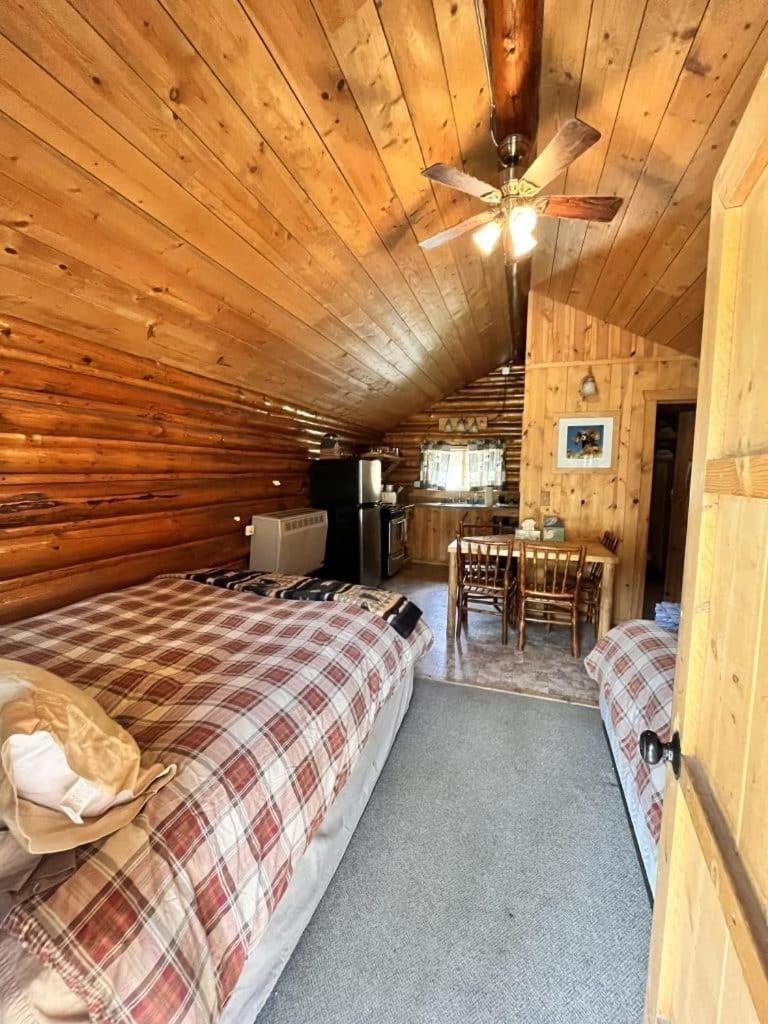 Silver Gate Lodging Cooke City Exteriör bild