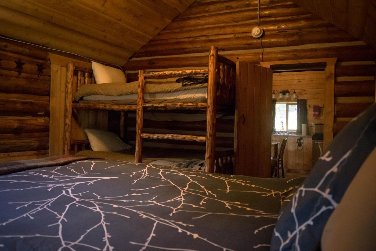 Silver Gate Lodging Cooke City Exteriör bild