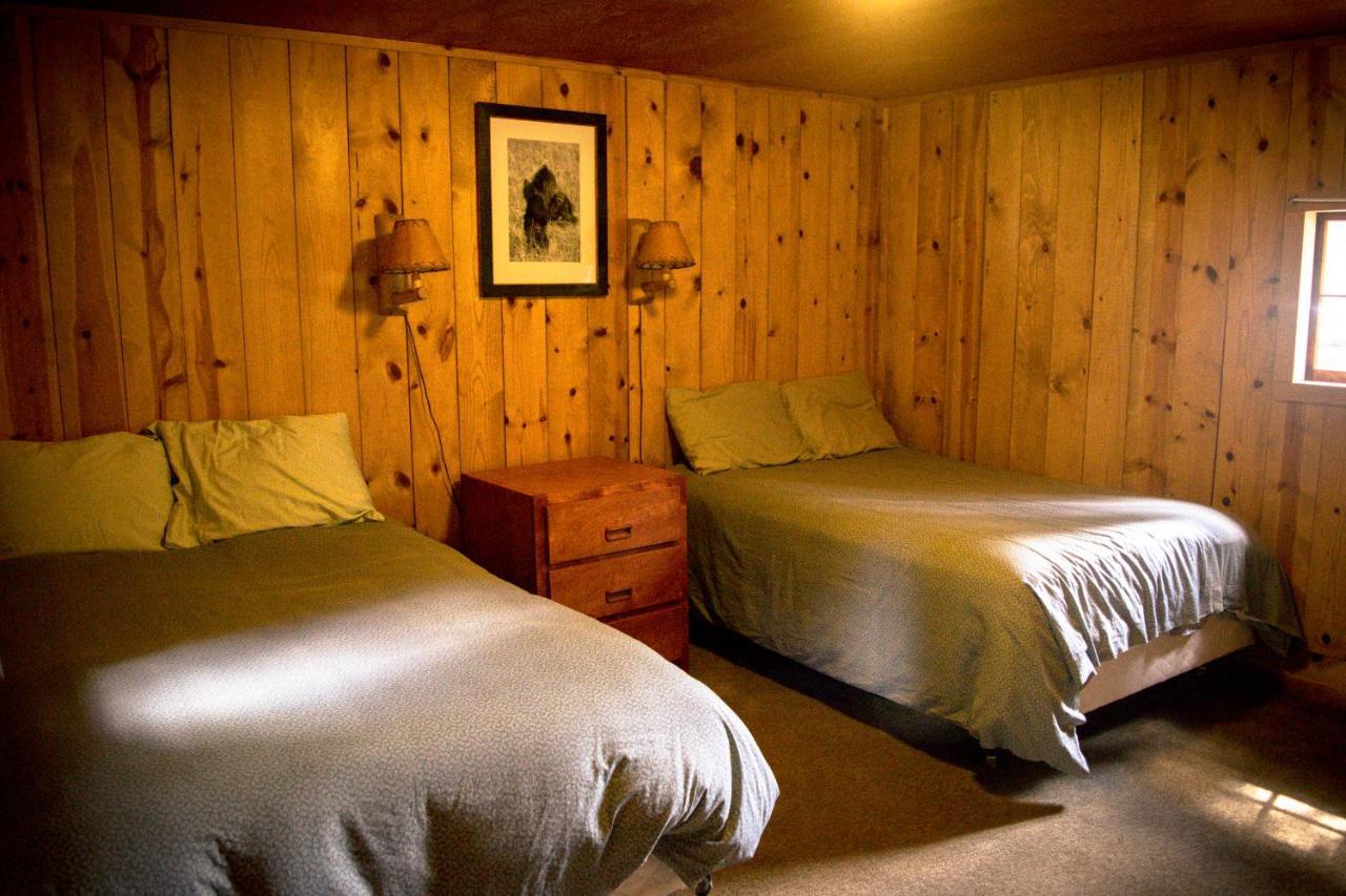 Silver Gate Lodging Cooke City Exteriör bild