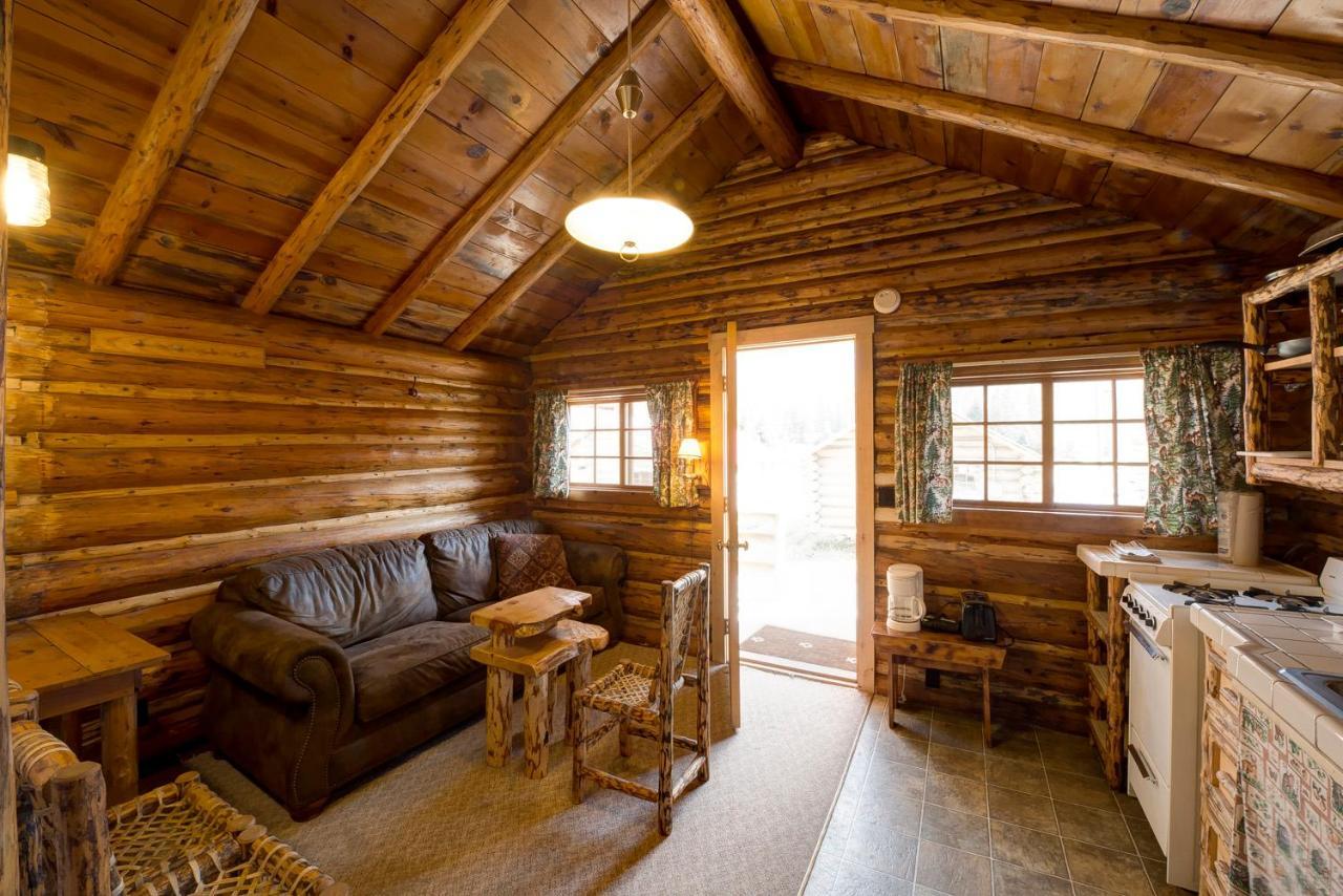 Silver Gate Lodging Cooke City Exteriör bild